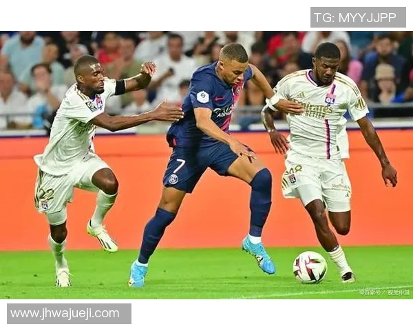 弗赖堡引援提振攻力,签下意大利前锋助力球队壮大