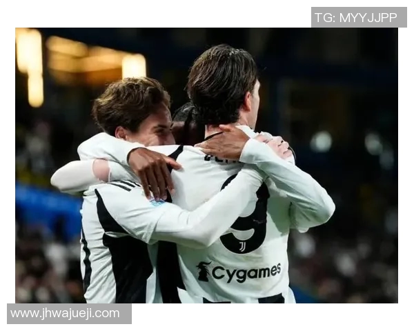 尤文图斯逆转击败AC米兰！C罗梅开二度追平穆里尔，意甲豪强拼杀引关注